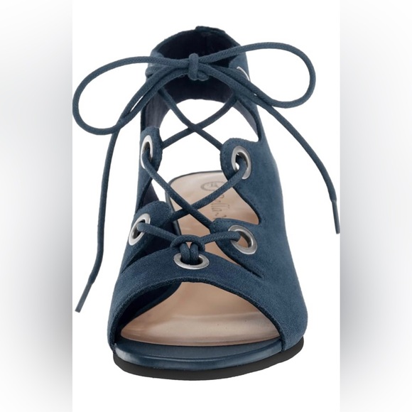 Bella Vita Ingrid Lace Up Wedge Women’s 6 Navy Suede - Picture 2 of 5